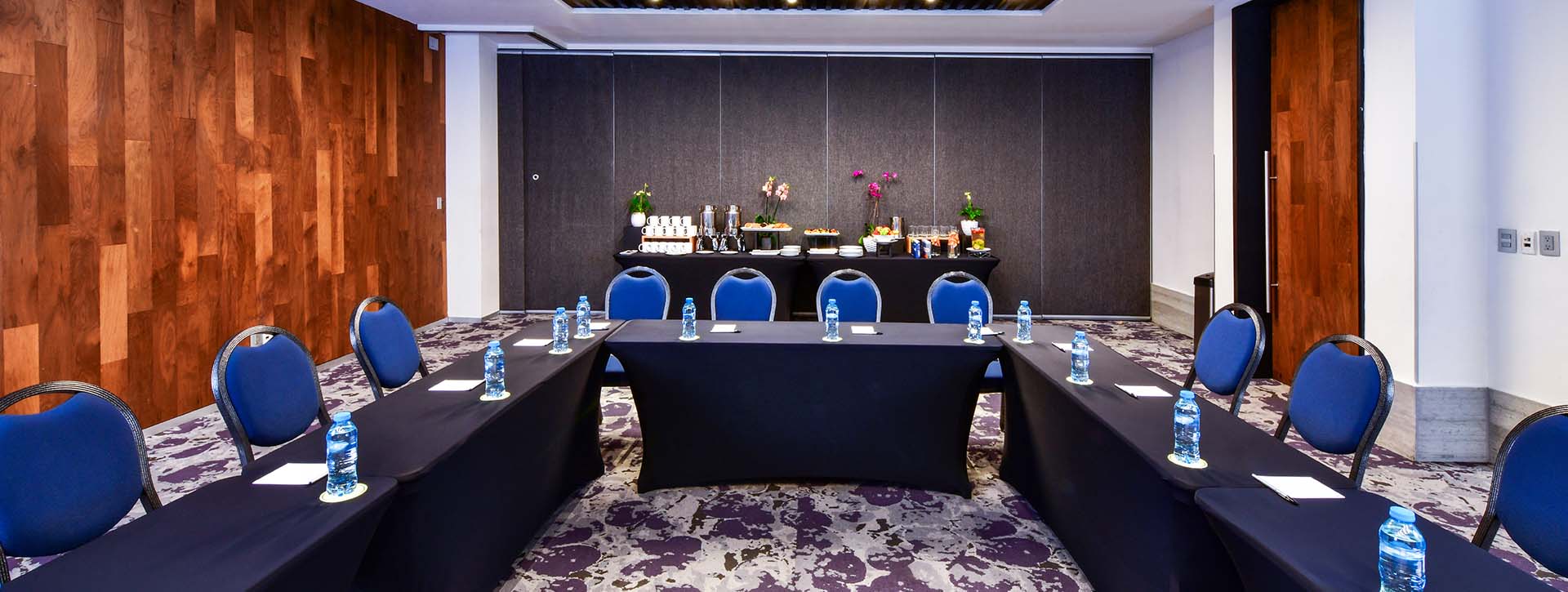   Krystal Grand® Suites Insurgentes Ciudad de México